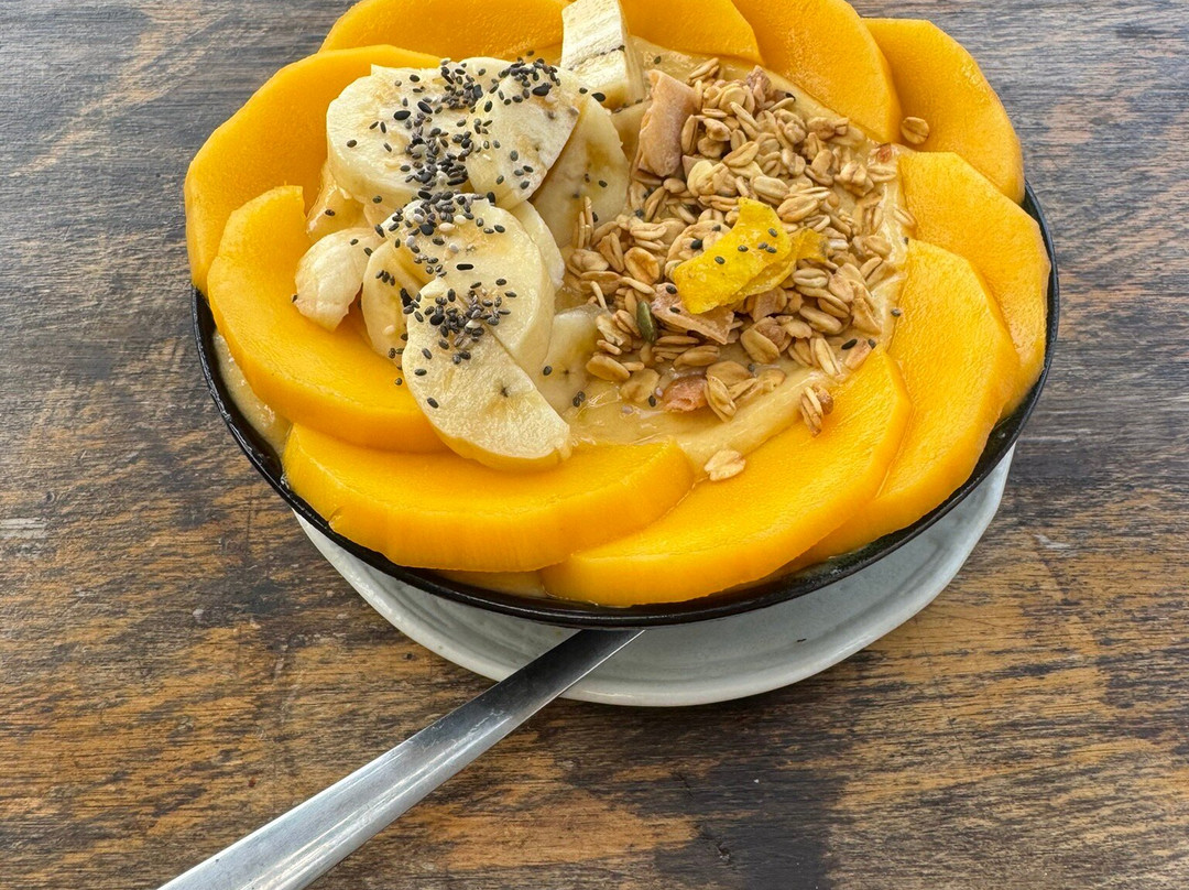 La Place Coffee & Eatery