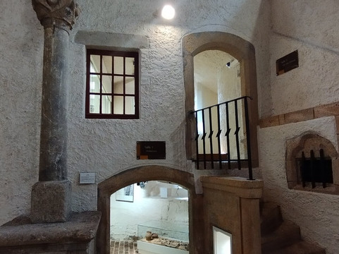 Musee de la Tour Aux Puces-蒂永维尔必去景点