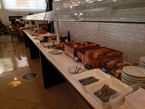 里贝朗普雷托蒙雷阿莱快捷酒店主图