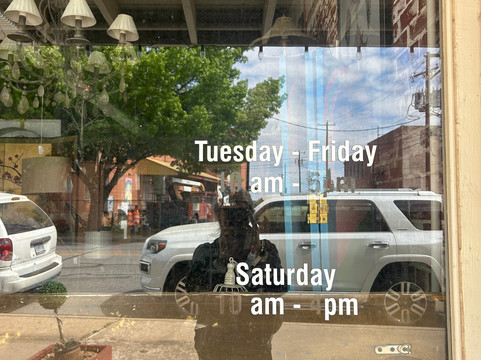 The World's Littlest Skyscraper-威奇托福尔斯必去景点