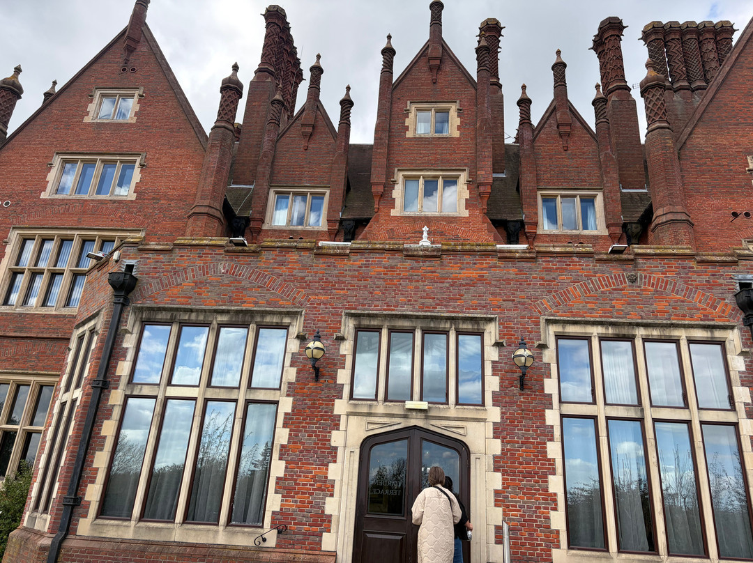 敦斯顿霍尔 Spa 酒店及高尔夫度假村主图