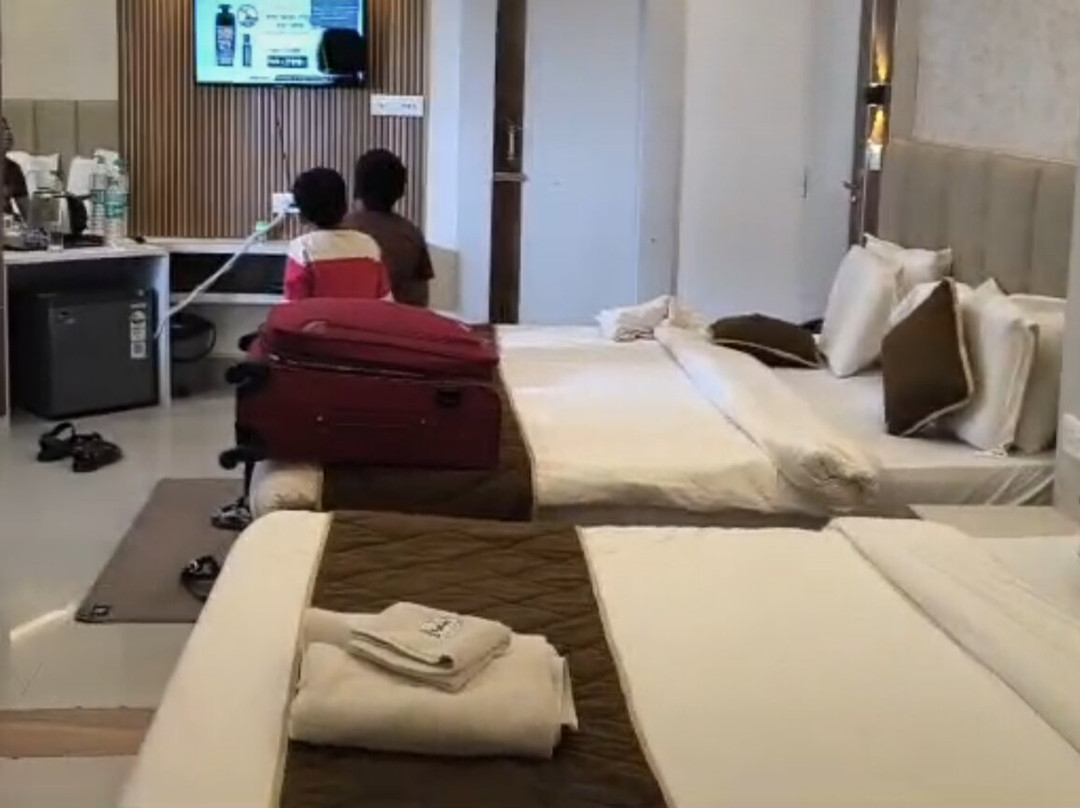 吉万桑德亚酒店主图
