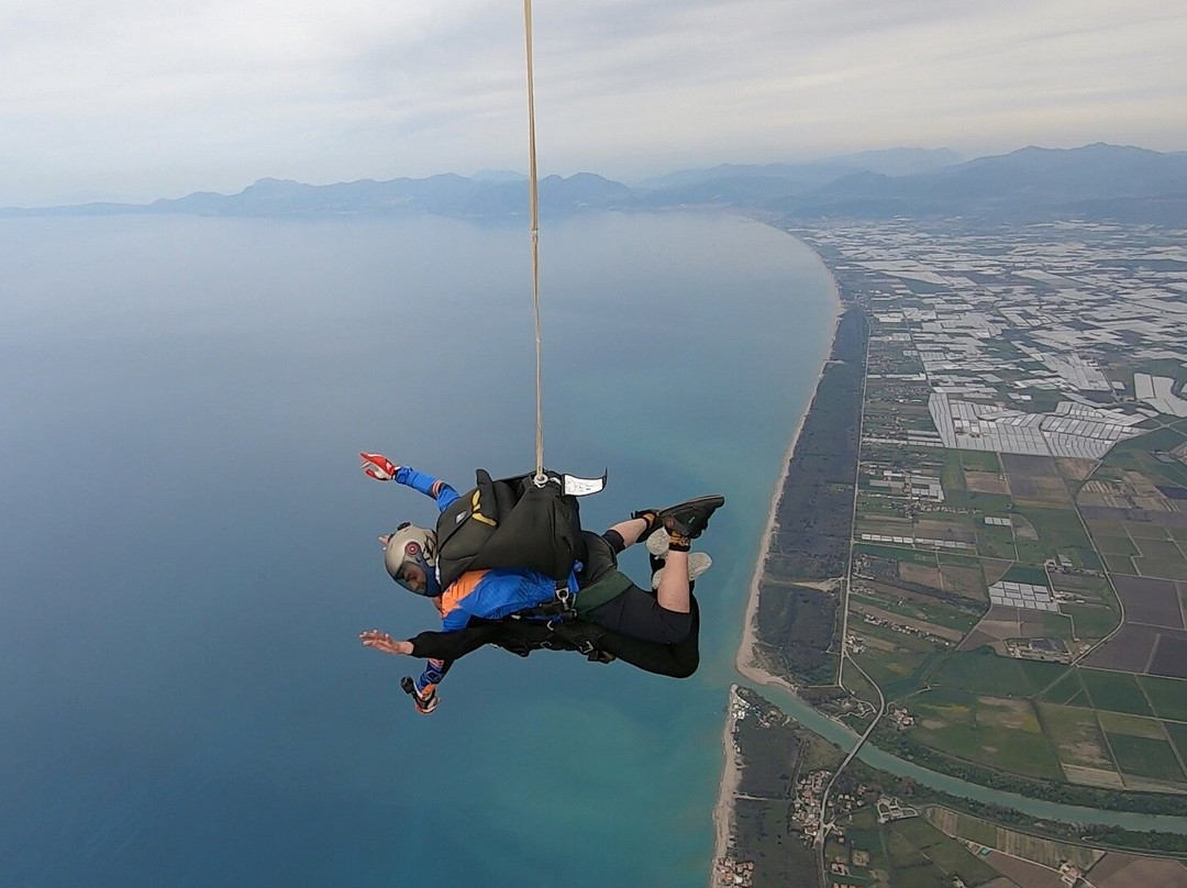 Skydive Salerno-卡帕乔-帕埃斯图姆必去景点