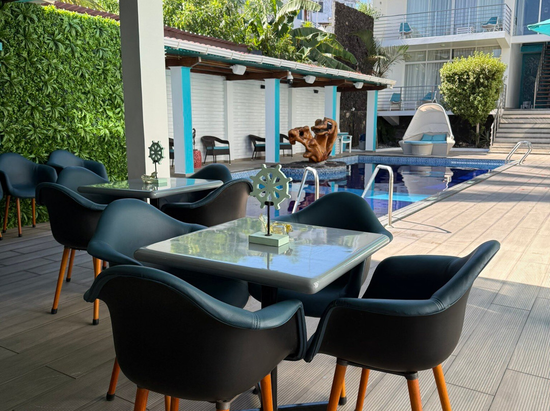 伊卡拉加拉帕戈斯套房酒店主图