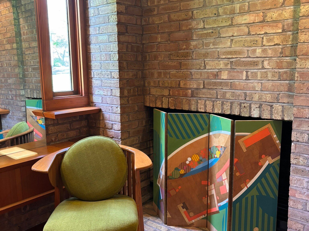 Frank Lloyd Wright's Laurent House-罗克福德必去景点