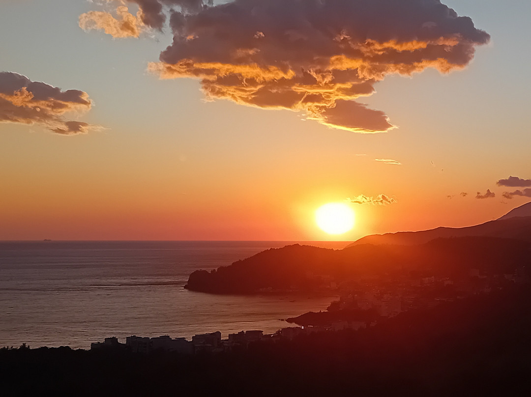 ELÉA Guesthouse Himare