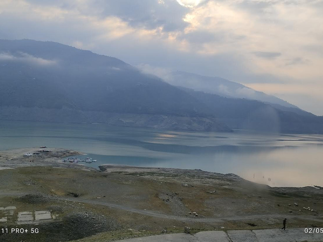 Hotel le Roi Lake View Koti主图