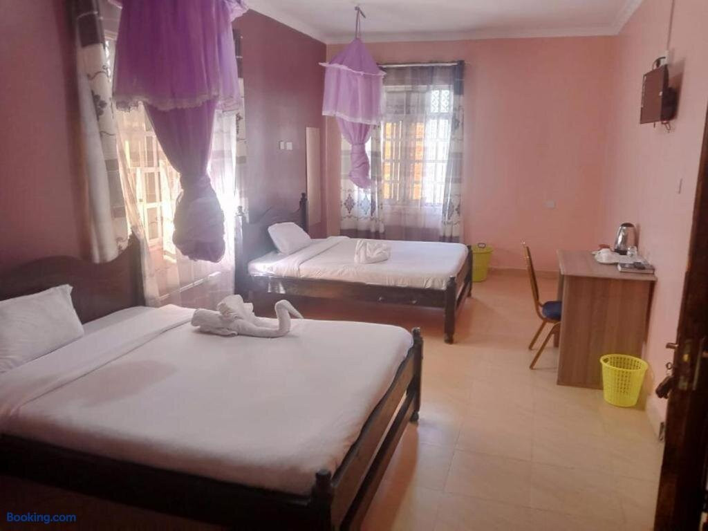 Olukulu Guest House and Eco-Village