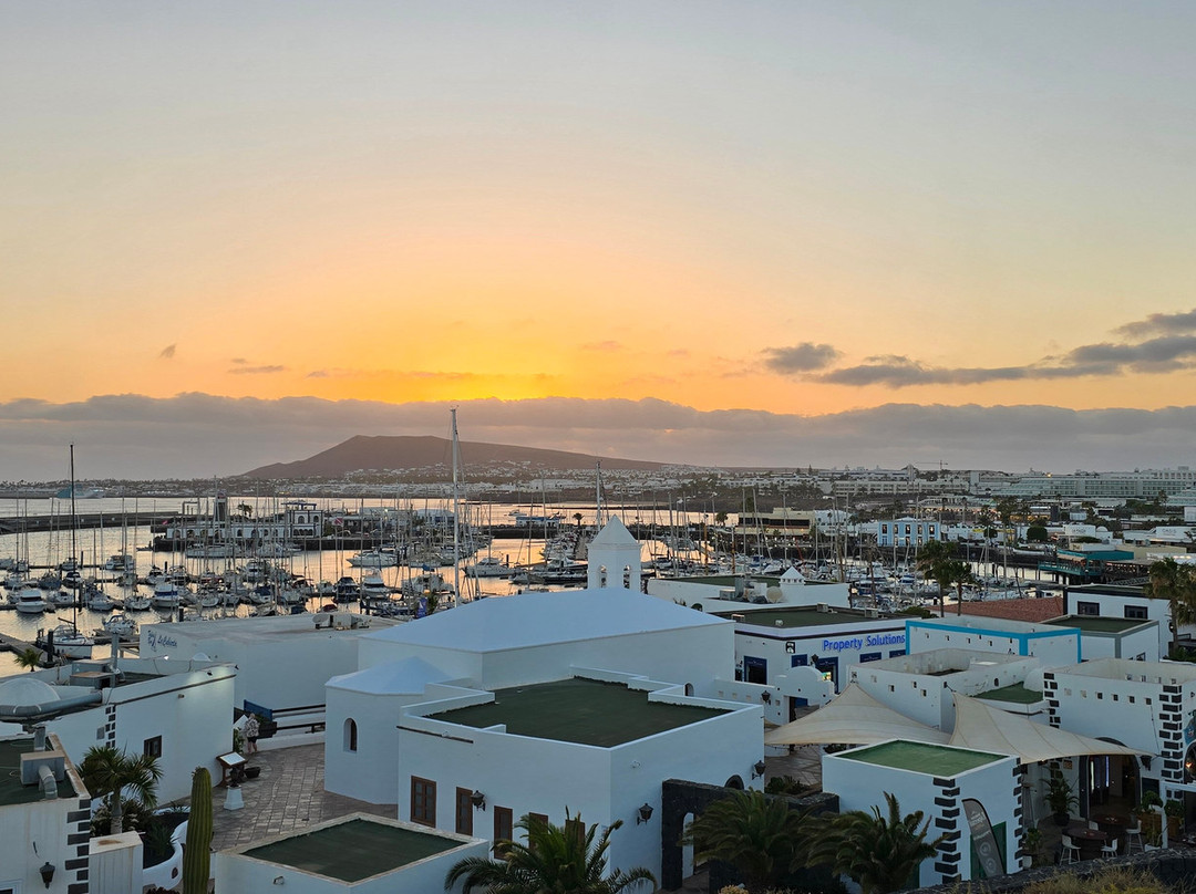 CalaLanzarote Suites Hotel主图