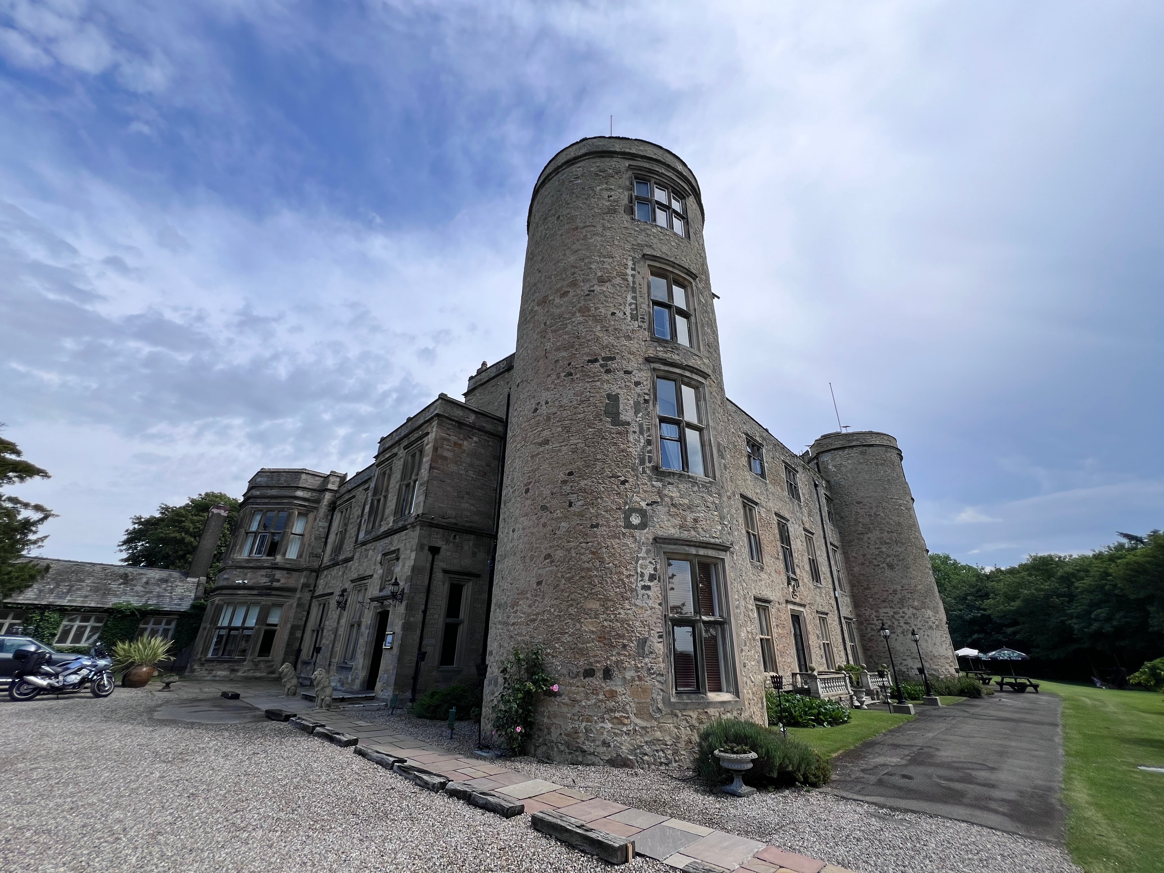 贝斯特韦斯特沃尔沃思城堡酒店-旅行者