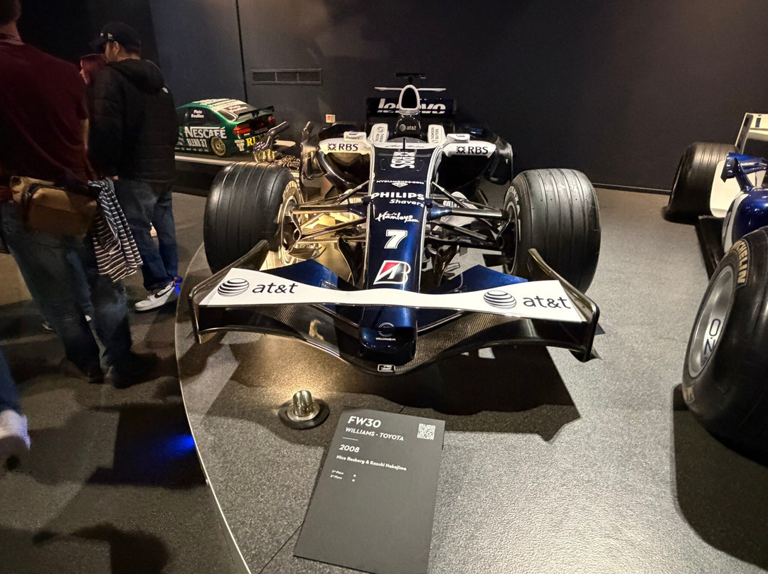 Williams F1 Conference Centre-Grove必去景点