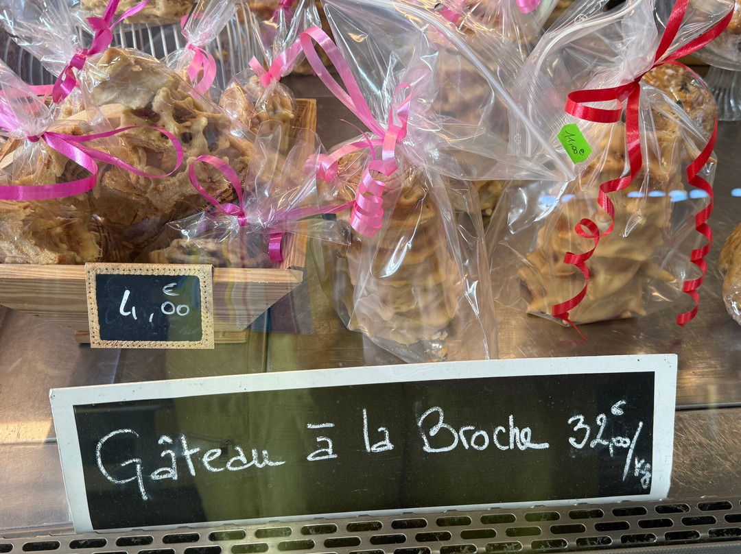 Halles Et Marchés De Lourdes-卢尔德必去景点