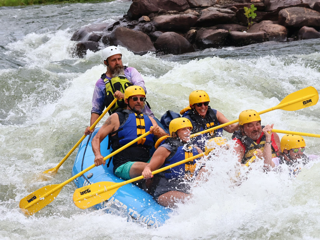 Outdoor Adventure Rafting-Benton必去景点
