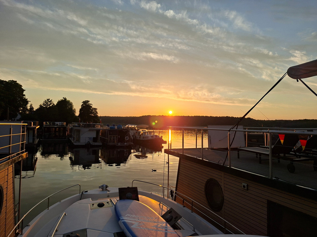Le Boat - Marina Wolfsbruch-Kleinzerlang必去景点