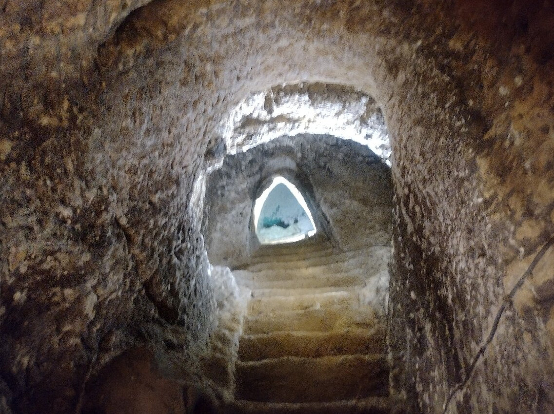 Chapelle Sainte Radegonde-希农必去景点
