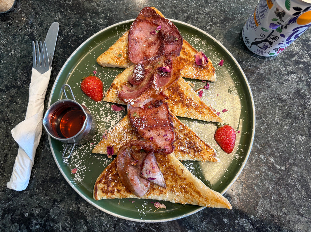 Nook Café & Bistro