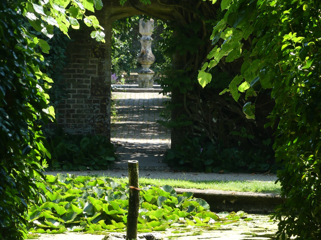 Athelhampton House and Gardens-多切斯特必去景点