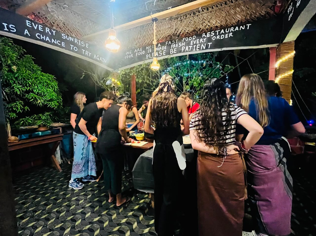 Step Up Restaurant And Cooking Class