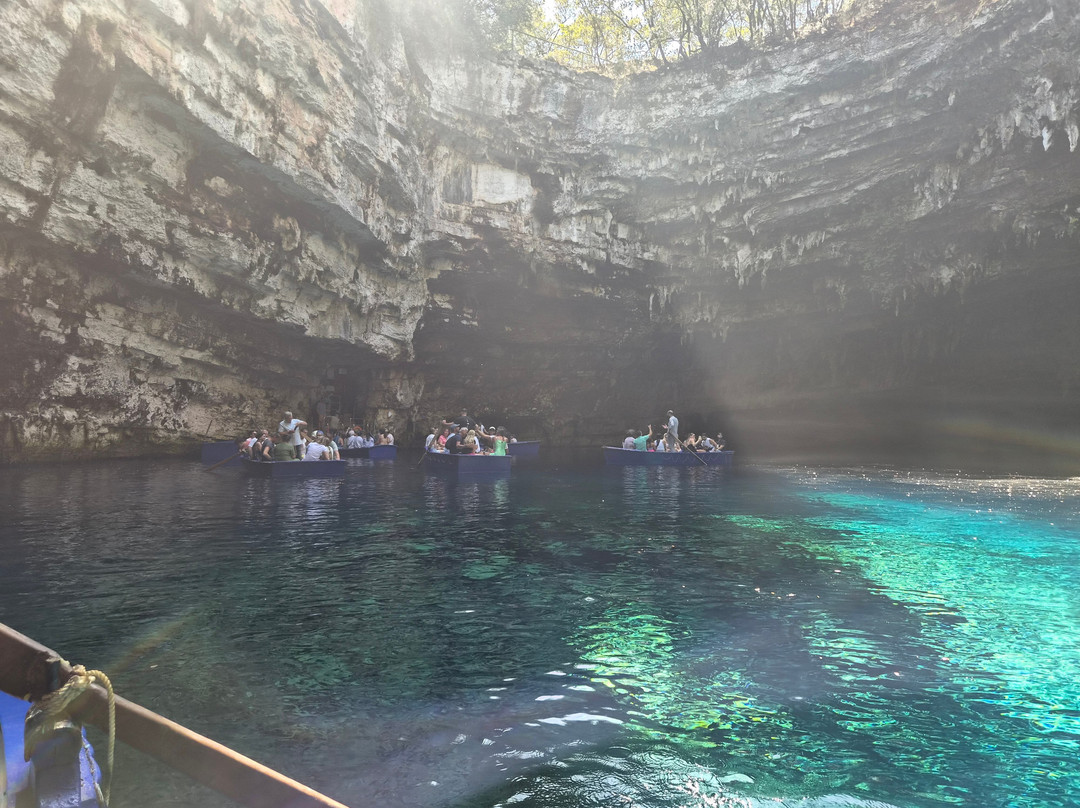 Melissani Cave-Karavomylos必去景点