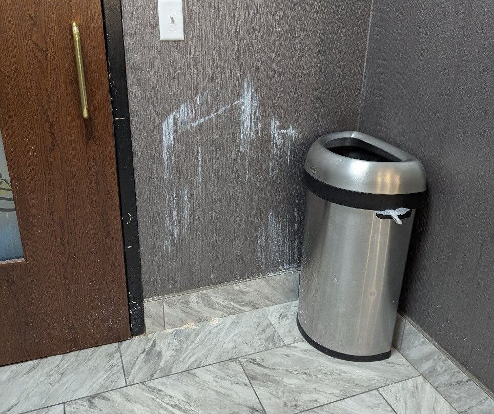 伊利湖会议中心凯隆酒店主图