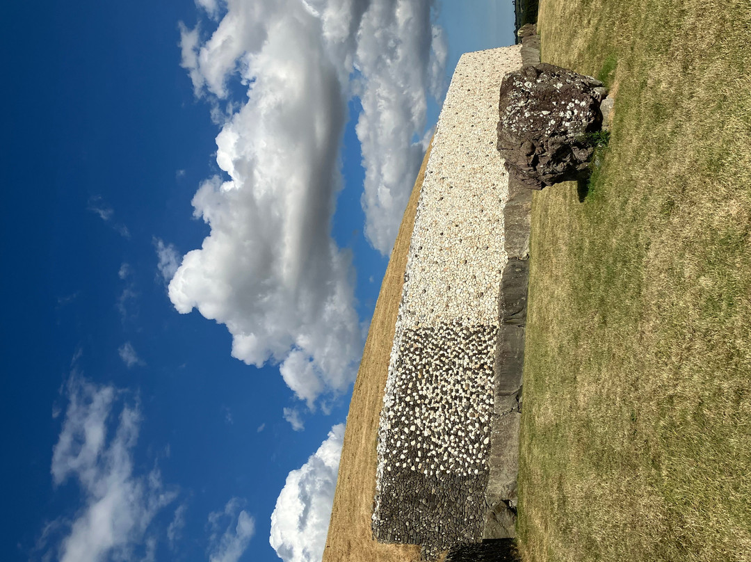 Newgrange-Donore必去景点