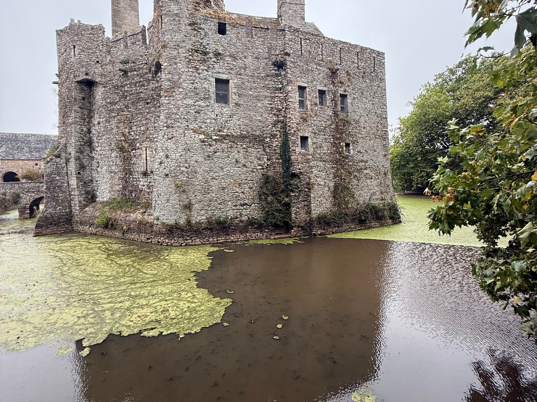 Chateau Fort de Pirou-Pirou必去景点