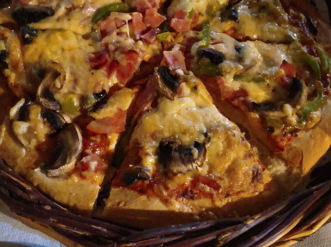 Akti Methoni Pizza