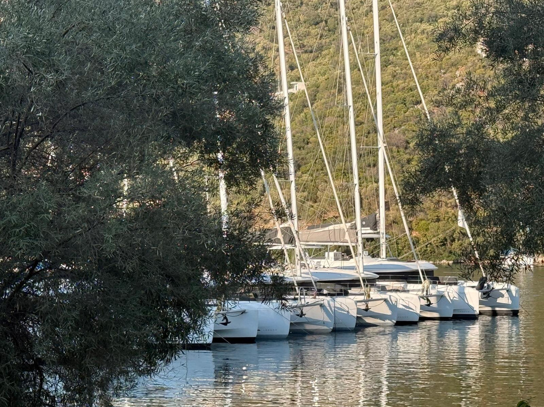 Sail Ionian Yacht Charter-莱夫卡扎必去景点