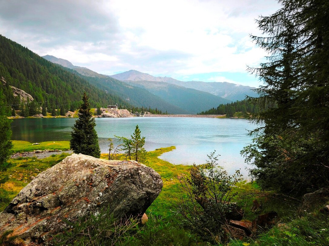Lago di Fontana Bianca-Ultimo必去景点