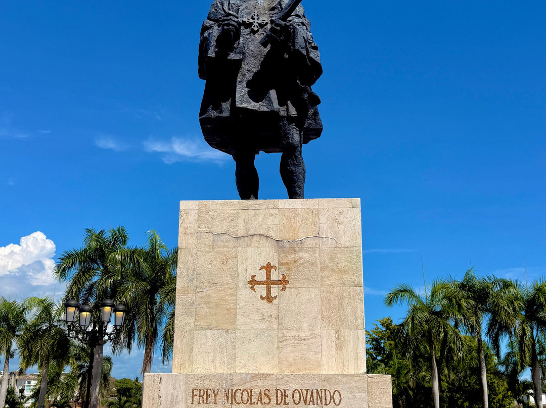 Plaza de España (Plaza de Armas)-圣多明哥必去景点