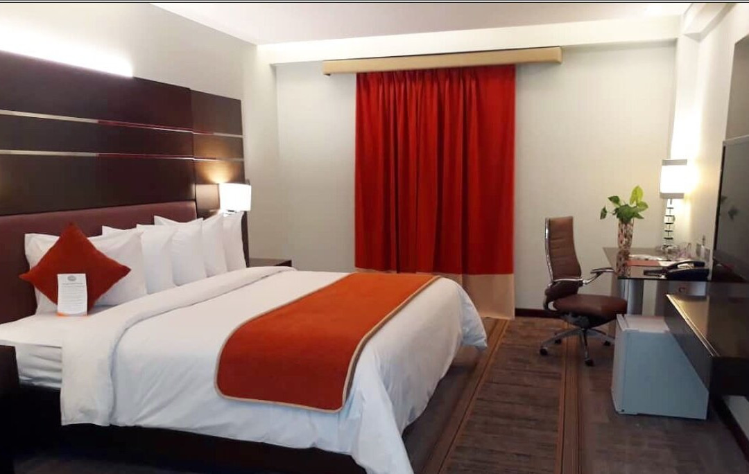 阿塔米拉村套房酒店