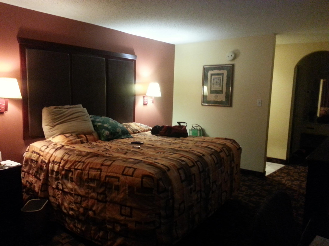 Executive Inn & Suites