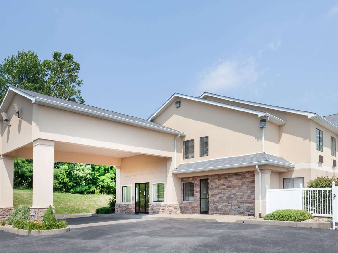 Ramada Limited Tell City主图