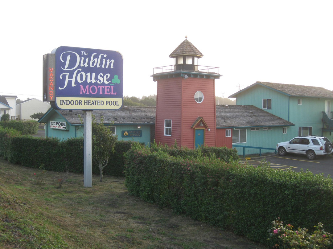 亚查茨酒店住宿-Dublin House Motel