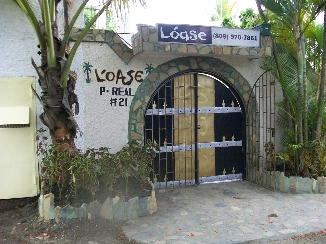 Loase Resort and Raquetball Club