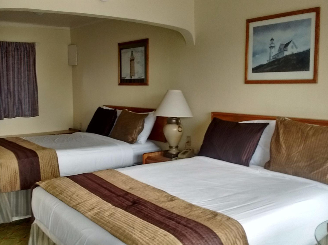 Blue Coast Inn & Suites