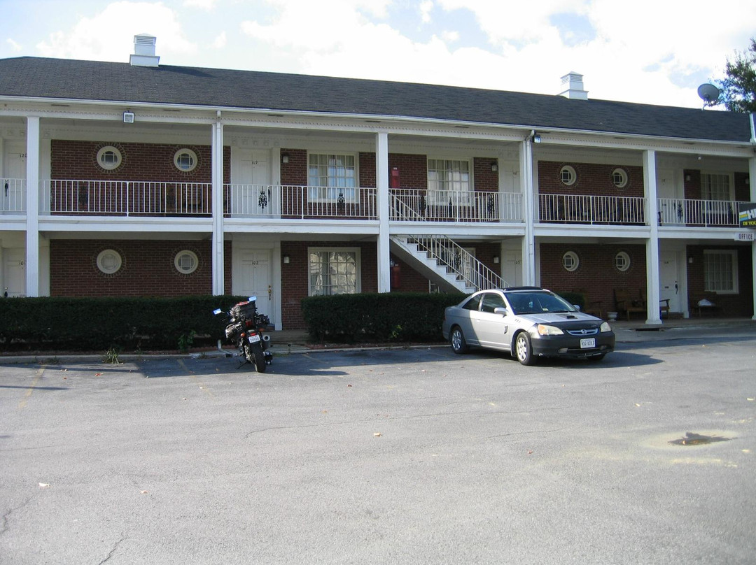 Motel Town House