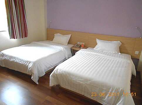 7天重庆第三军医大大坪医院店主图