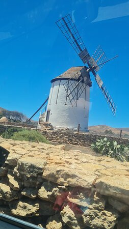 Centro de Interpretacion Molinos-Molinos必去景点