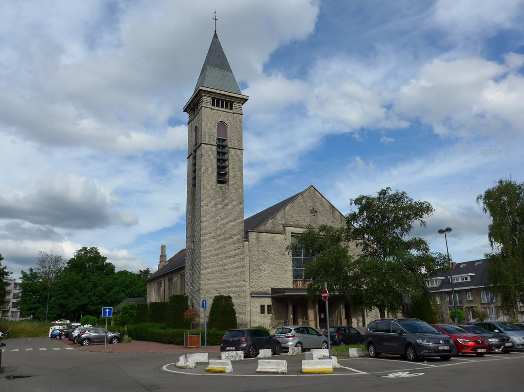 Eglise De La Sainte-famille