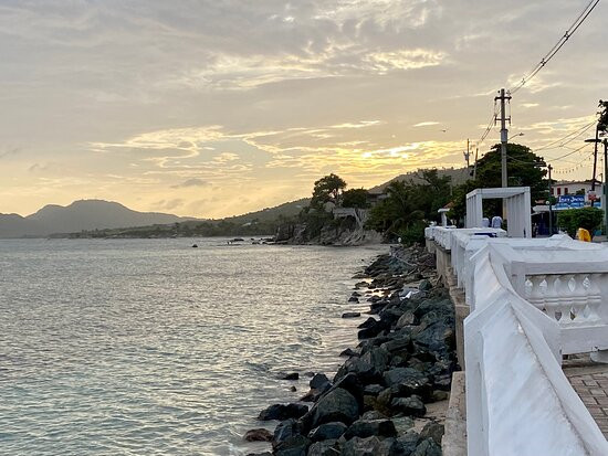 Trade Winds Guesthouse主图