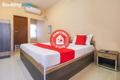 OYO 70095 Vel House Lodge