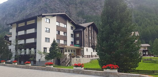 Olympia Saas Almagell主图