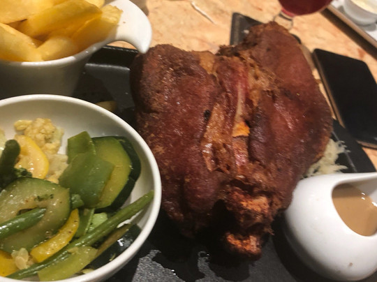 Frontier Inn and Casino主图