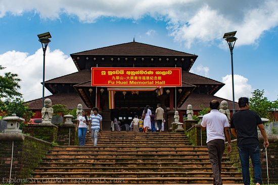 Manelwatta Temple景点图片