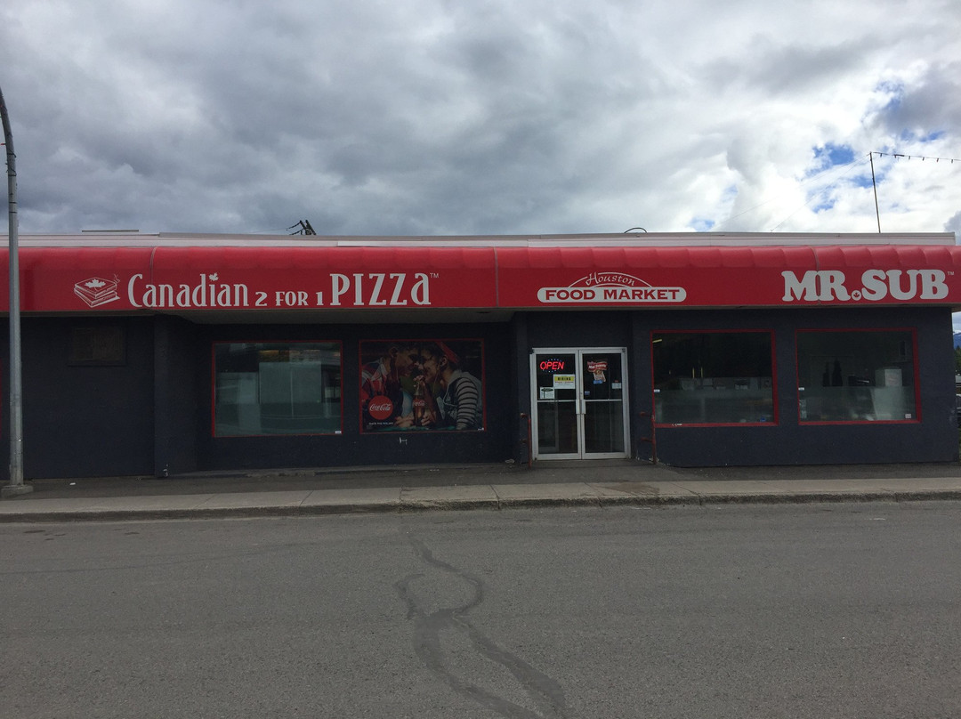 Topley餐馆和美食-Canadian 2 for 1 Pizza