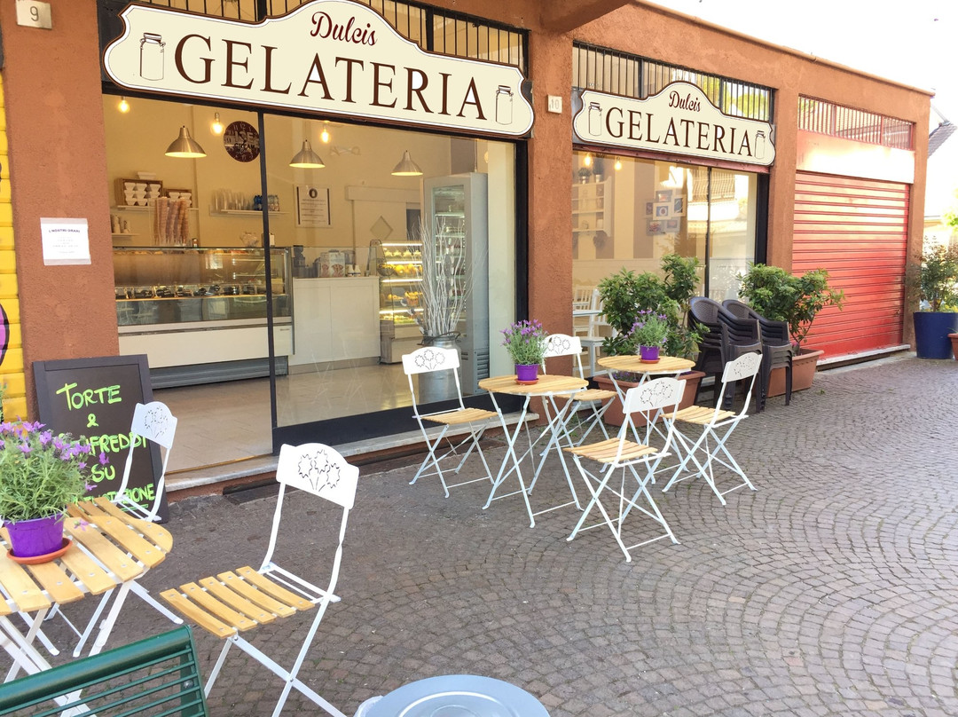 Gelateria e Pasticceria Artigianale Dulcis
