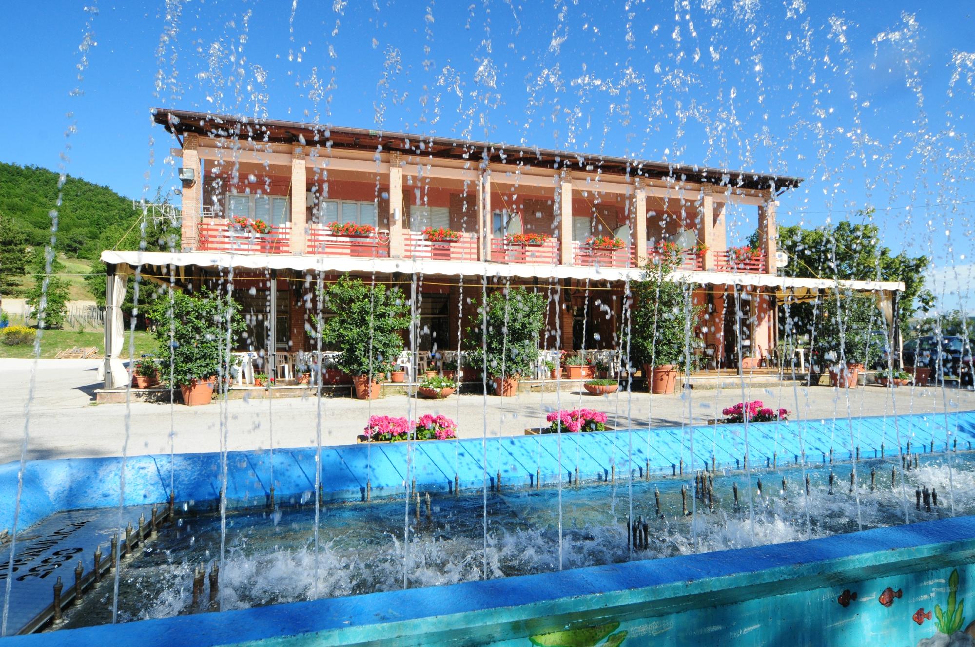 Albergo Ristorante Il Valico-官方