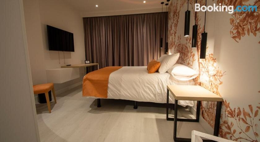 Hotel Okelo主图