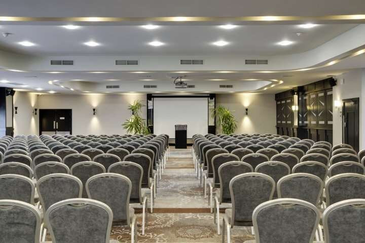 Cloghran酒店住宿-卡尔顿都柏林机场酒店